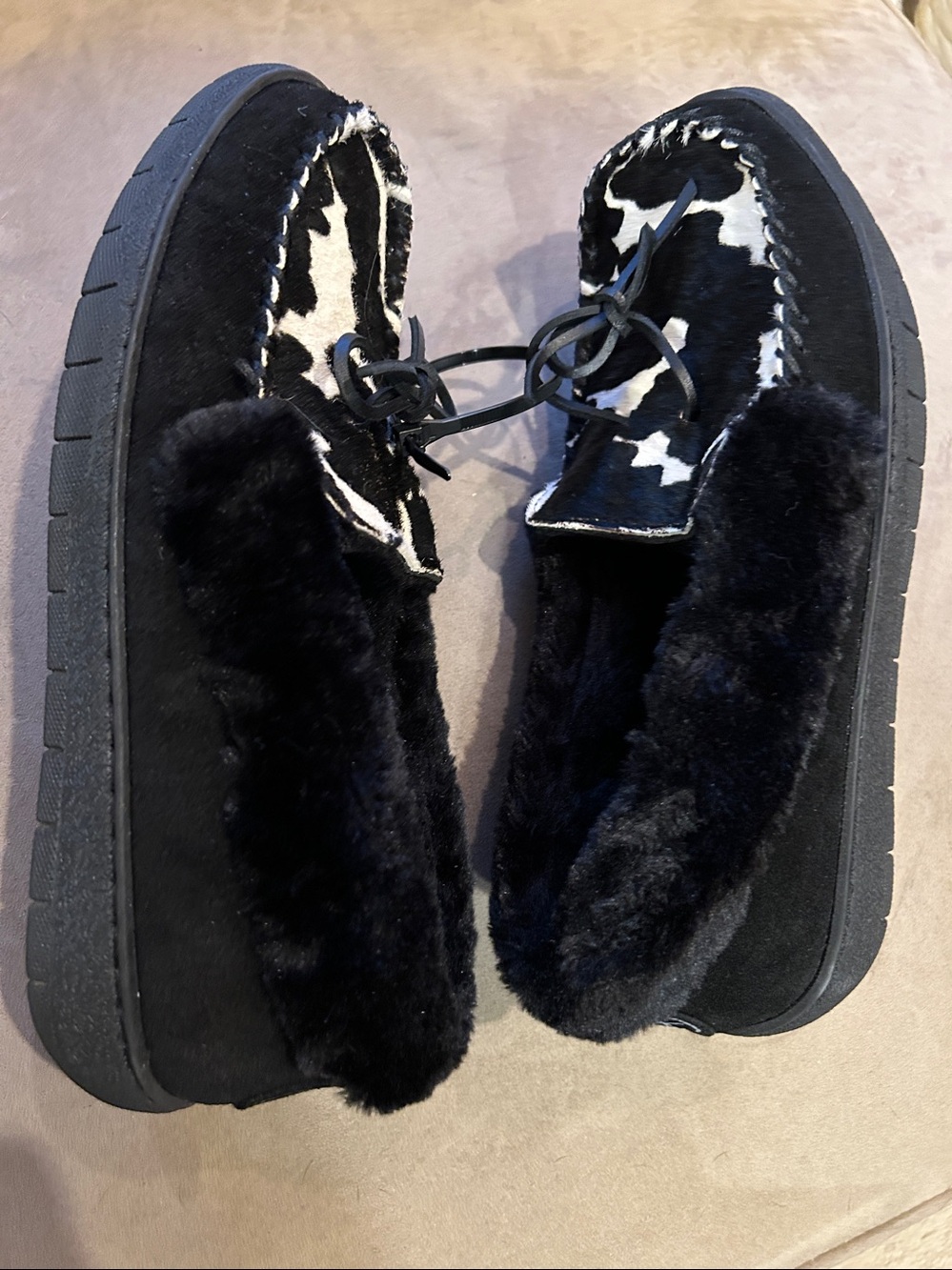 EUC Ariat Ivy Moccasin Slippers size 8 - Picture 4 of 6